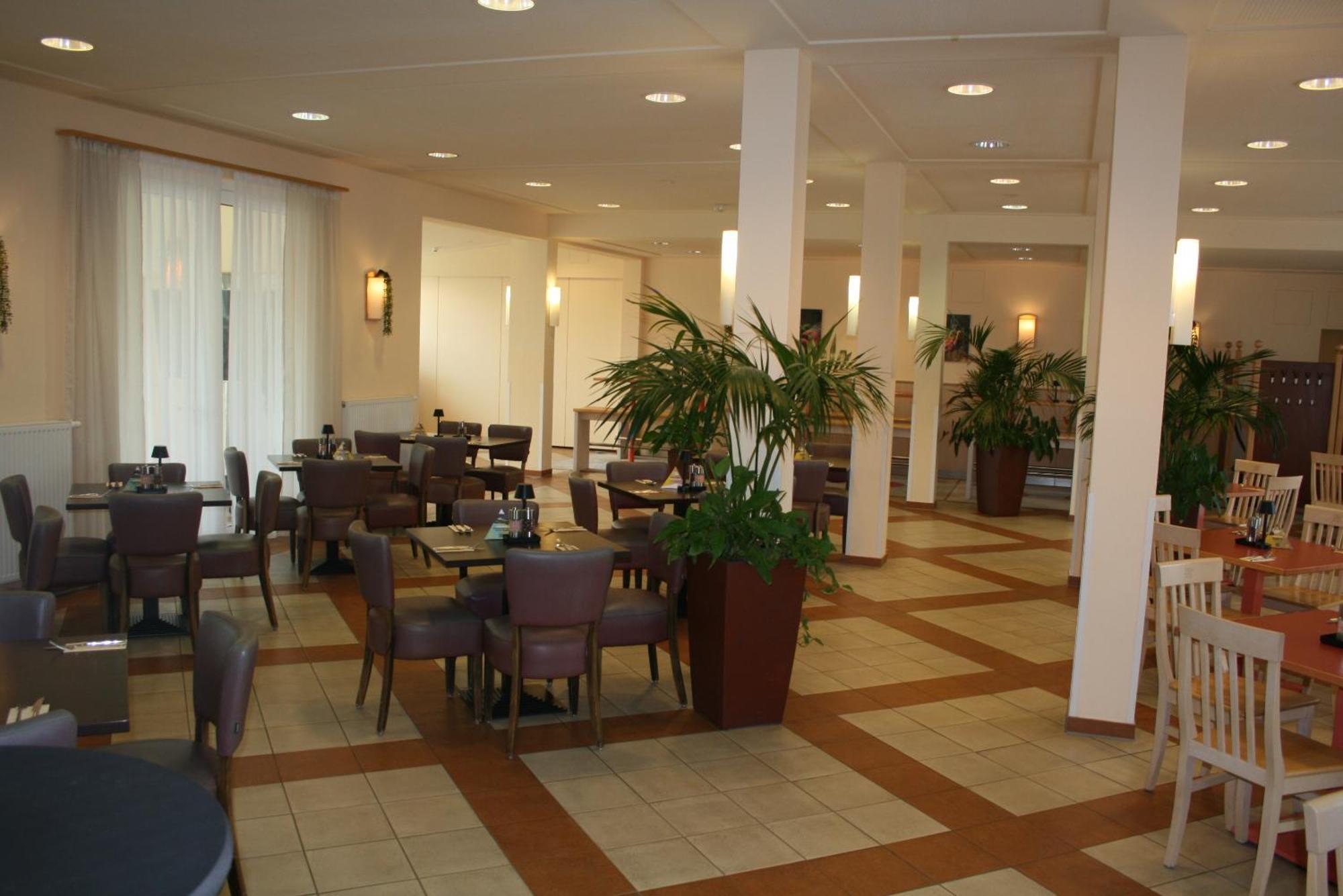 Jufa Hotel Im Brueckenkopfpark - Juelich Экстерьер фото
