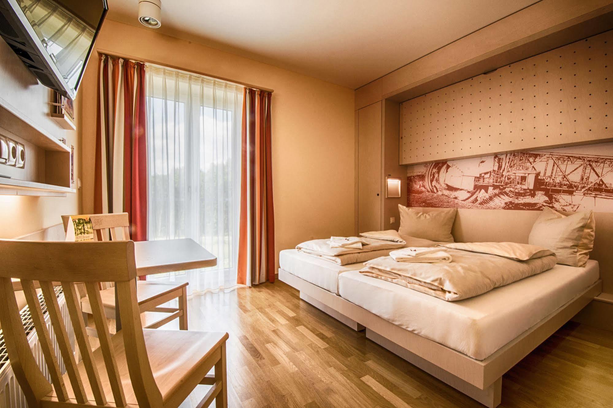 Jufa Hotel Im Brueckenkopfpark - Juelich Экстерьер фото